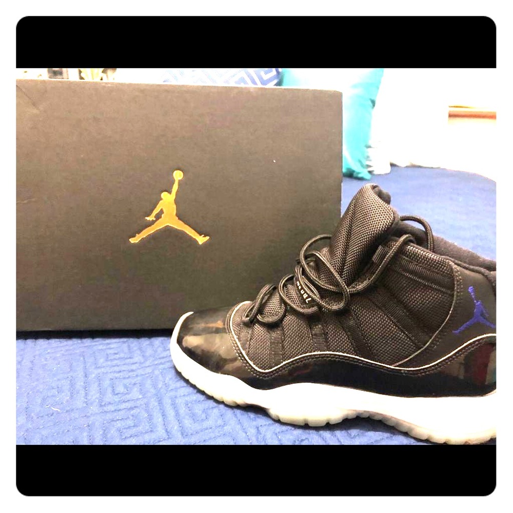 Air Jordan Retro 11 BG